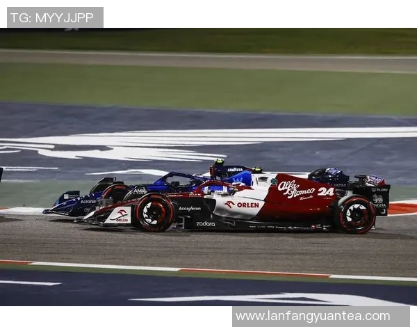 F1赛季精彩碰撞回顾与赛车安全性探讨：挑战与改进的双重视角